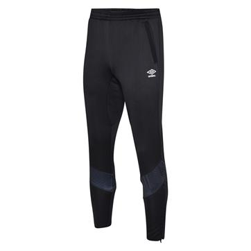 Umbro Maxium Tapered Pants (Slim Fit) - Black